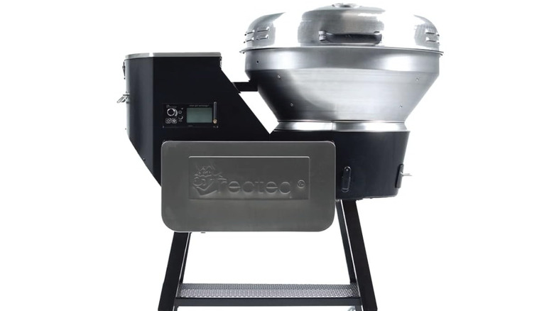 The stylish Recteq Pellet Grill RT-B380X