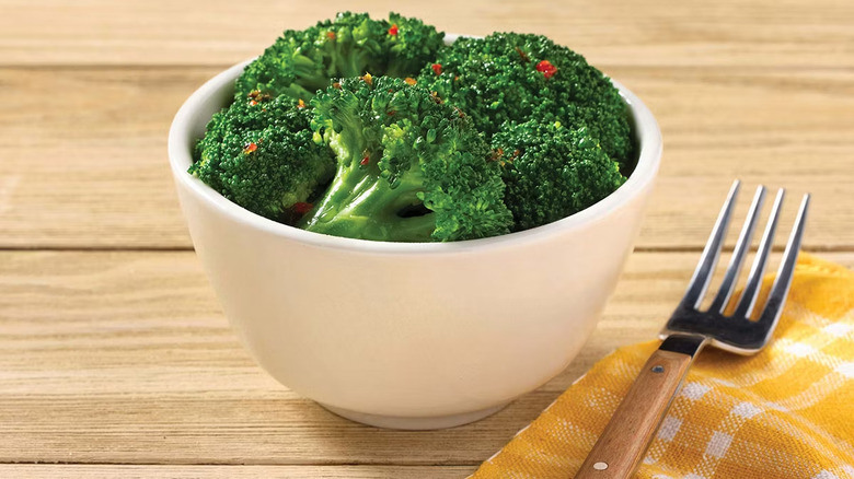 bowl of broccoli