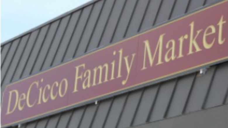 The signage of a DeCicco Family Markets grocery store.
