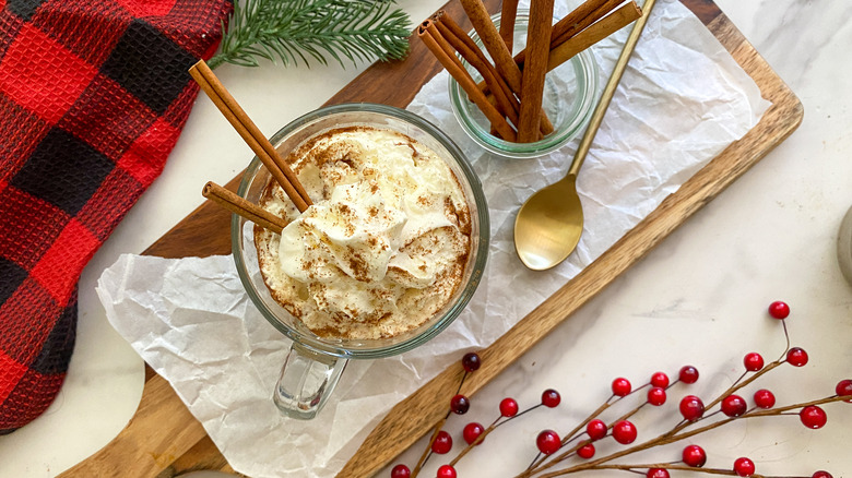 eggnog on tray