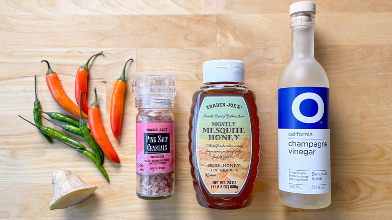 Homemade hot honey ingredients