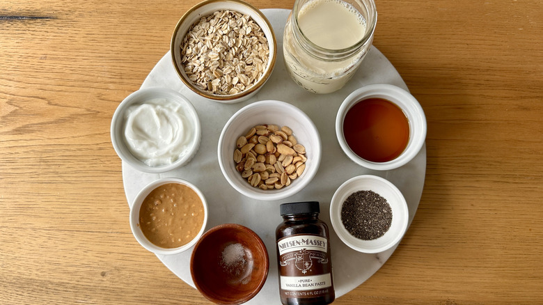 Ingredients for peanut butter overnight oats
