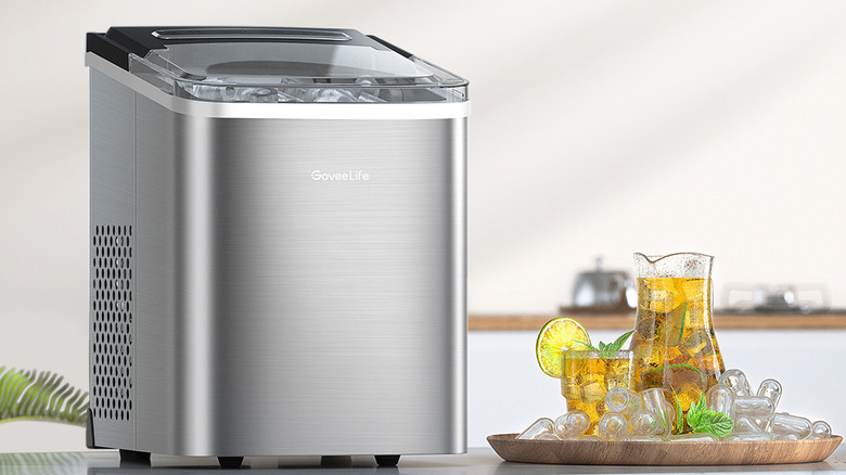 GoveeLife ice maker and iced drinks