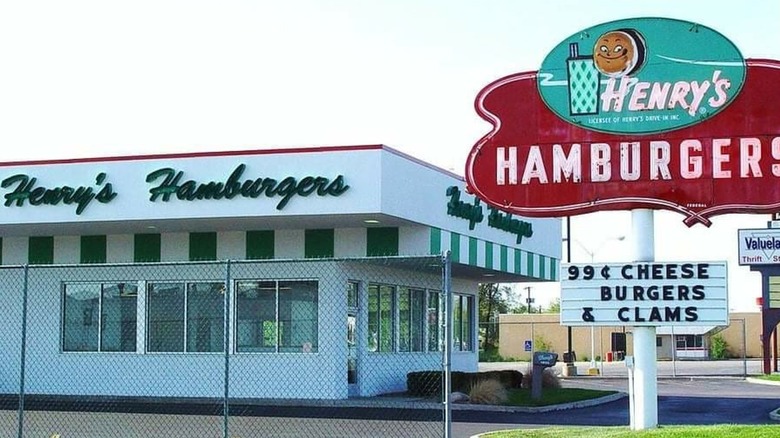 exterior of Henry's Hamburgers