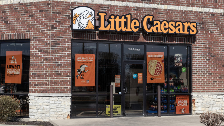 Little Caesars brick storefront