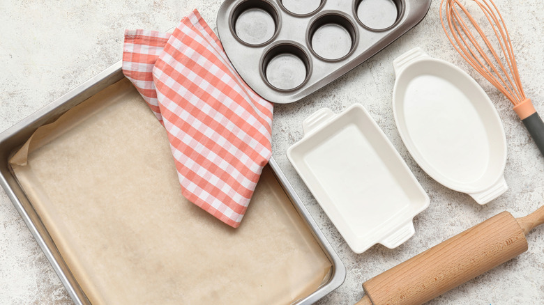 assortment of different baking pans