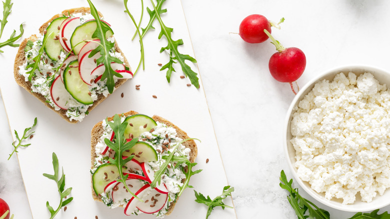 Cottage cheese toast with fresh veg