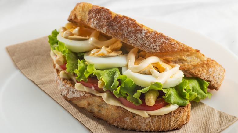 An egg sandwich on a napkin
