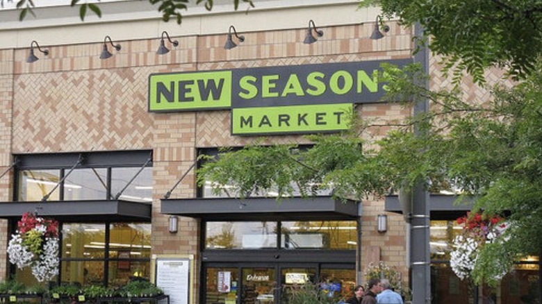 The entrance of a New Seasons Market grocery store.