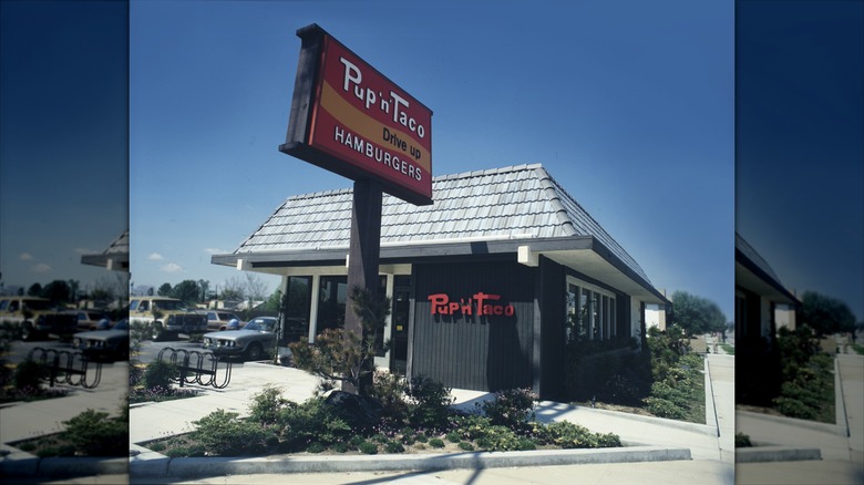 An exterior image of Pup'n'Taco from the 1980s