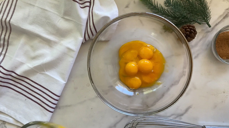 egg yolks in bowl
