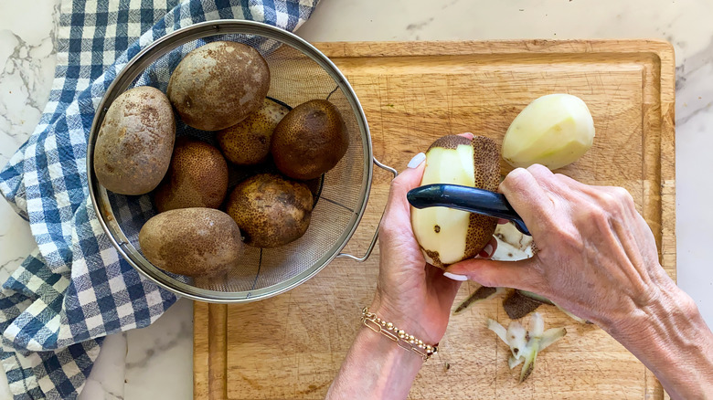 peeling potato