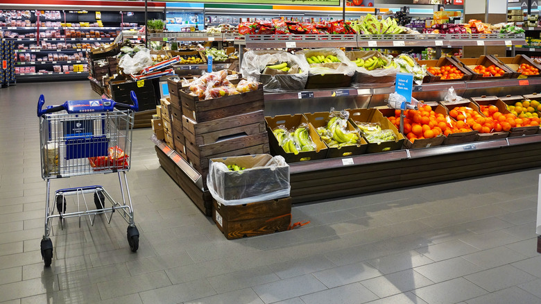 Inside Aldi